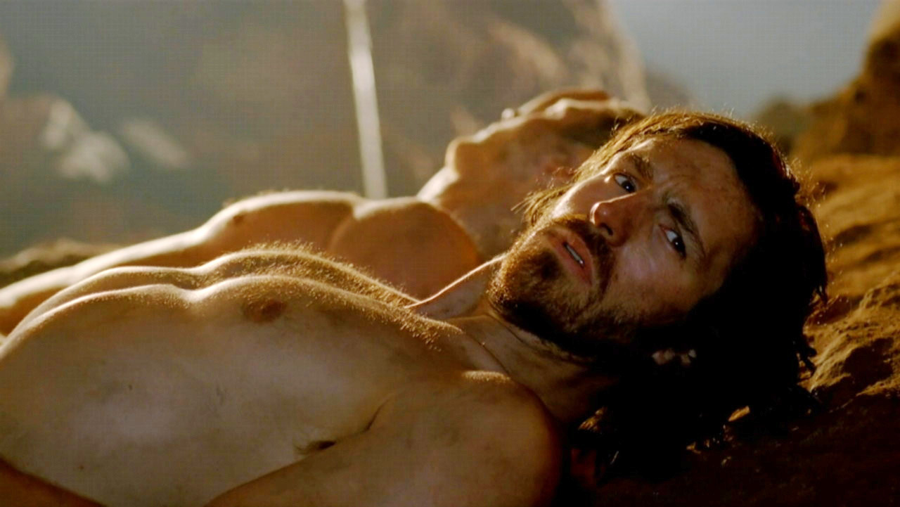 bestnudemalecelebs:  Eoin Macken shirtless and hairy 