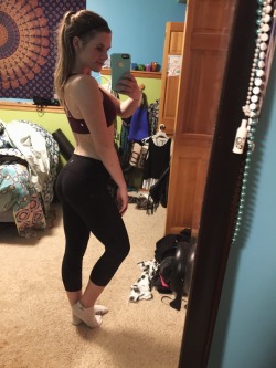 Leggings, Yoga Pants, tights.