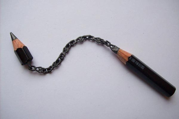 urhajos:  Amazing carved pencil sculptures by cerkahegyzo