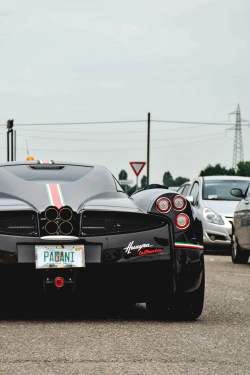 jrxdn:     Pagani | © | Instagram  