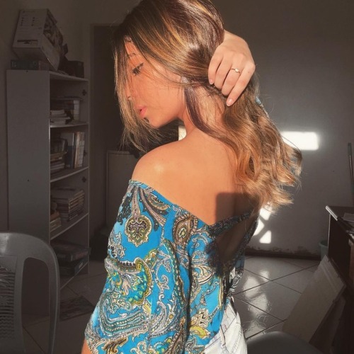 http://streetgrl.tumblr.com/post/160521742767