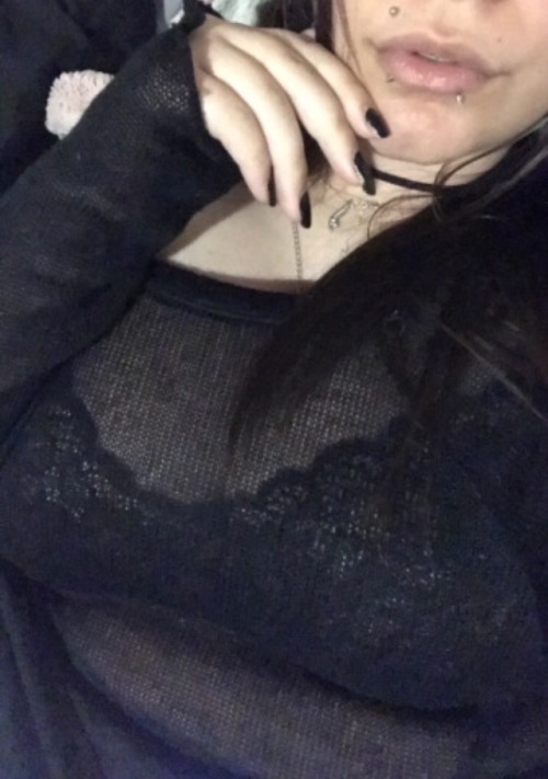 miss-panda1: Tie me up and have your way with me  Gladly and for hours