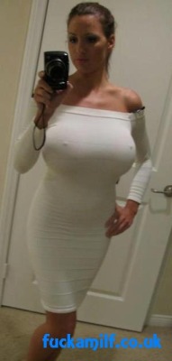 bendamilf:  Love MILFS? So do we!  Reblog