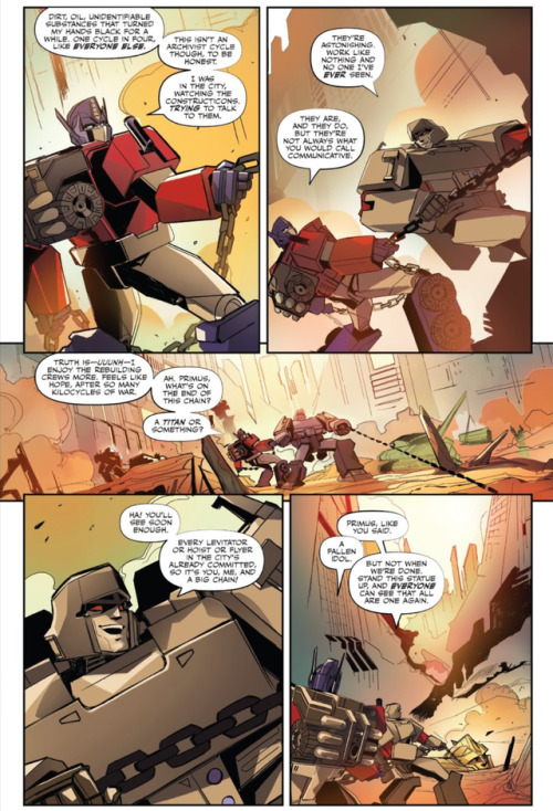 brandxspandex:I dunno if this continuity is gonna end up laying the megop on as thick as IDW1 did, b