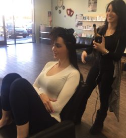 Getting hair did @qt_lizzz by amyanderssen5