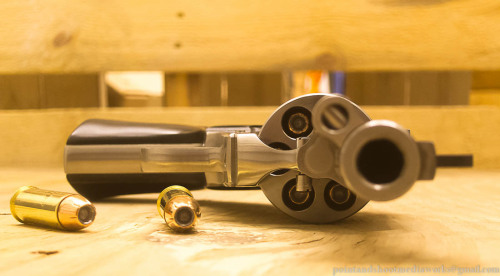 pointandshootmediaworks:Ruger Super Blackhawk 44 MAG.
