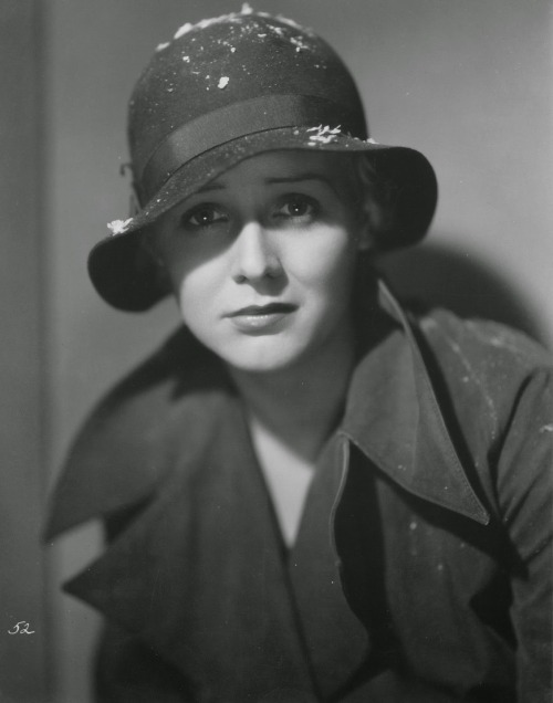 Gloria Stuartb. July 4th