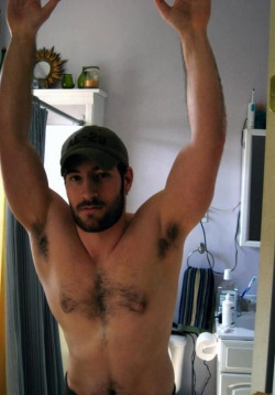 scruffyjizzmonkey:  (via TumbleOn)  Lick my pits..