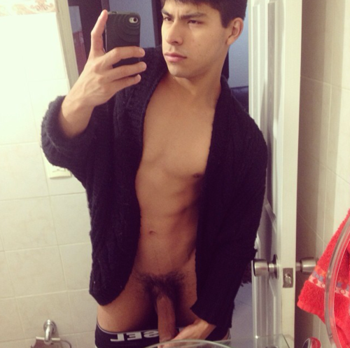 @Ottoyanez DESNUDO