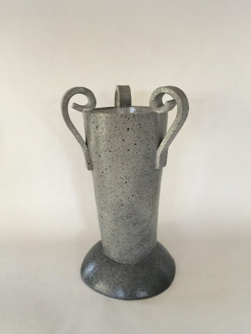 Morgan Peck, Vase