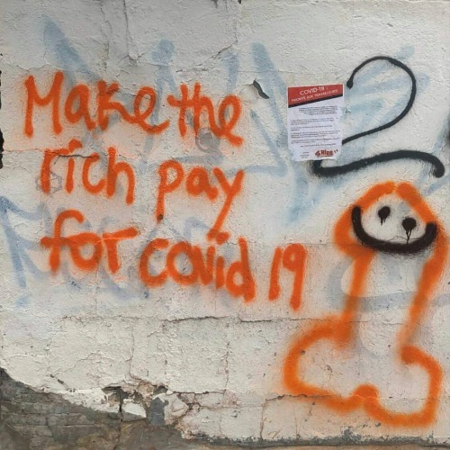 “Make the rich pay for covid 19″Seen in Montreal, Quebec