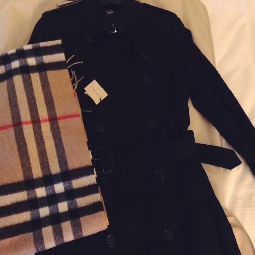 sassysugarnyc:  sucrelux:  sassysugarnyc:  sucrelux:  sassysugarnyc:  My wonderful weekend with R. He got me a Burberry mid length jacket. I love it, and a cashmere scarf that was 蹓 and I kinda feel guilty about lol. We stayed at a hotel spa and got