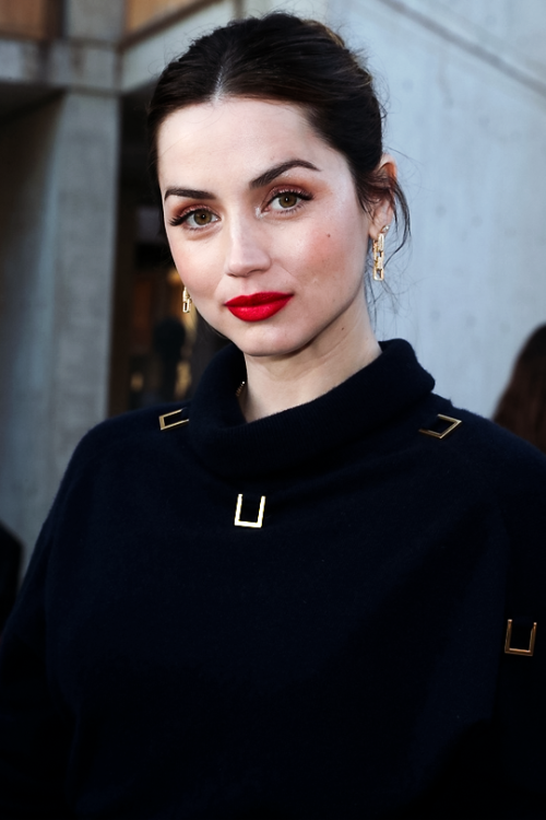 ANA DE ARMASattends Louis Vuitton’s 2023 Cruise Show in San Diego, California | May 12, 2022