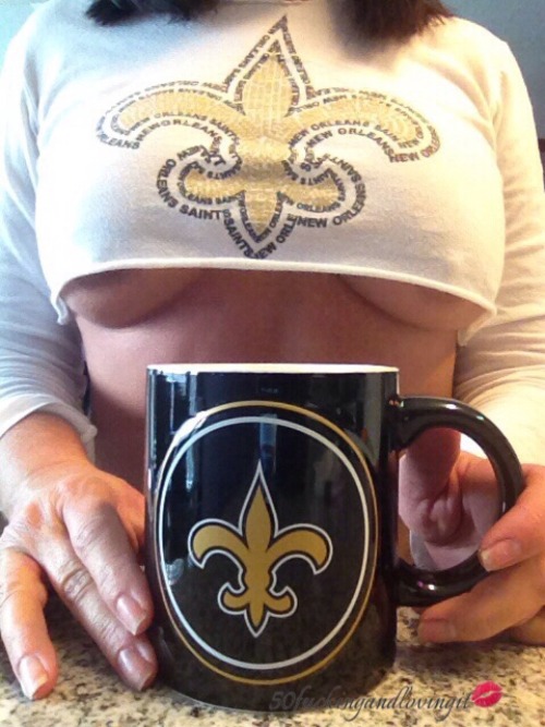 50fuckingandlovingit:  WHO DAT, BABY?!?! What a way to end the season…Makin’ dirty bird gumbo in Atlanta!! Love the Boys in Black and Gold!!!   ❤️❤️❤️GEAUX SAINTS!!! ❤️❤️❤️  💋 