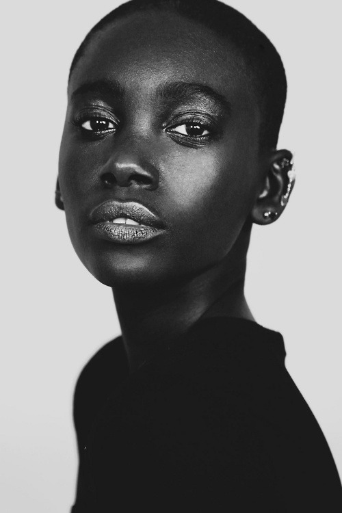 fashizblackdiary:  French model Adja Kaba.