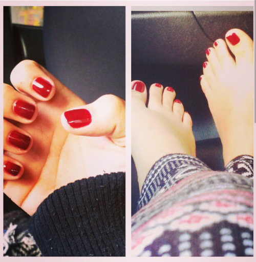 little-one-in-training:  The only picture I have of my feet. I’ve been asked if I have cute feet, I’ll let you guys decide.