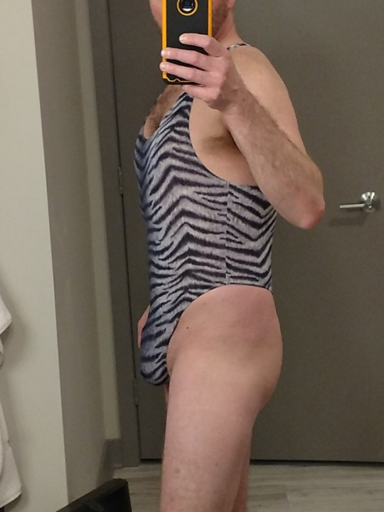 Some new suits !! Love a thong cut bottom bodysuit 😍 😍🎉