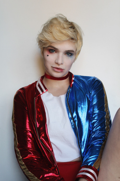 bang bang an attempt at male harley quinn? [ jacket | choker ]