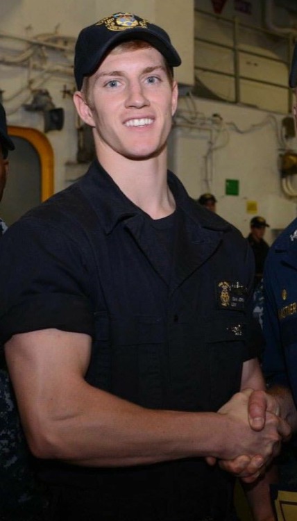 chettbro: USN “The Perfect Model”