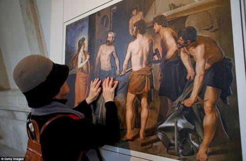 asylum-art:New Printing Tech Allows the Blind to Touch Priceless PaintingsVisitors aren’t touching t