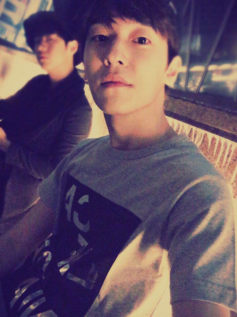 fyeahljoe:@angeljoe1123: 따뜻하다It’s warm 