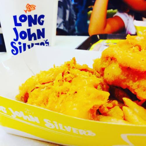 You Don't Need A Silver Fork To Eat Good Food -Paul Prudhomme #food #yummy #longjohnsilvers (at Causeway