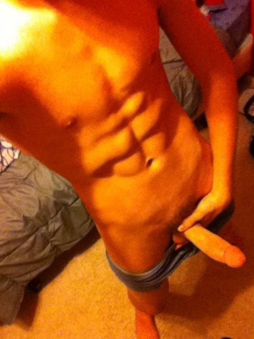 amateur-twink-ass:   Totally Free Gay Cams (Free Shows 24/7)  Follow My Twink Butt Blog :)  