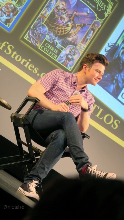 Chris Colfer TLOS 6 book signing Brookline, MA