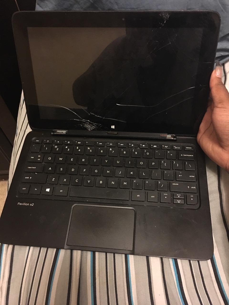 marissarei:  marissarei:  RIP in Pieces to my Laptop.So anyone that’s been following