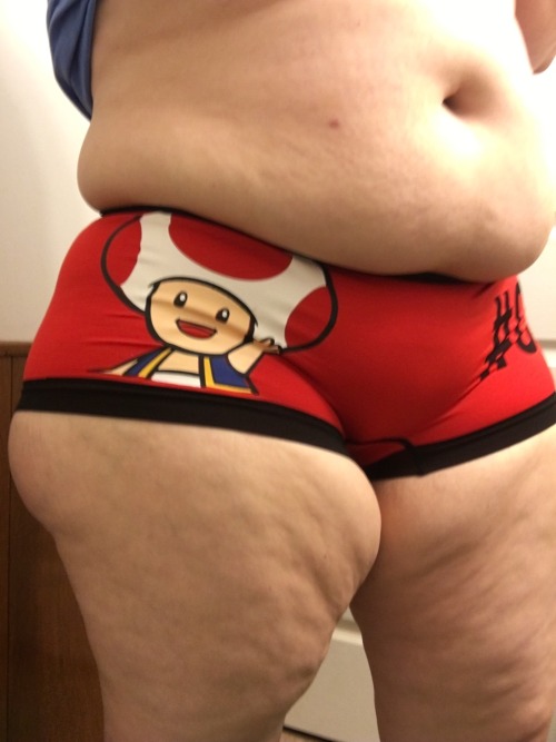 loosebbwgoddess:  maturegape:  cathyishisdeliciouslittleslut:  Ahh! I found more amazing panties!!! @nocanhaznwa  Wonderwoman is the best  I’m a bit of a nerd. ;)