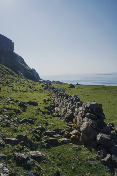 A wee trip with the lassies ~Isle of Skye : Talisker Bay~ | pt. 1