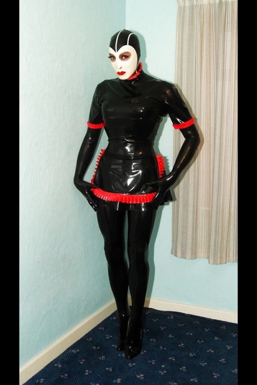 Porn Rubber, Latex and all things in between. photos