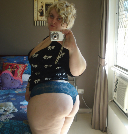 bbwchill:  Click here to bang a desperate BBW. Registrations open for a limited time!