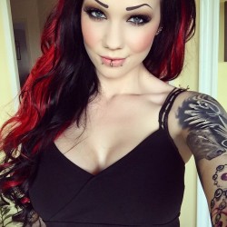 starfucked:  💋💋💋 #outfordinner #redhair #inked #tattooed #girlswithtattoos #piercing #makeup #starfucked