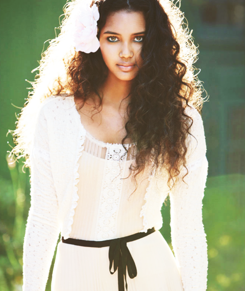 whiteboysdatingblackgirls:             Chrishell Stubbs              