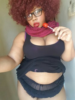 afatblackfairy:  Lollipops are my guilty