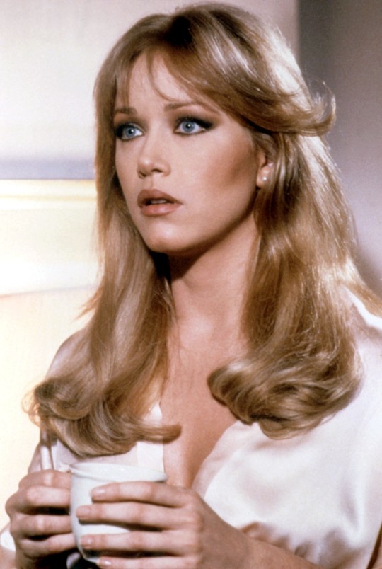 Tanya roberts as sheena