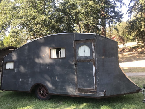 magicalhomesandstuff: Wow, this 1920′s sole survivor trailer was sitting in a Vancouver, Washington barn since 1941.  The inside is like new- look at the wood. It was actually hand built by the original owner. This is amazing. The current owners kept