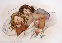 hattedhedgehog:  Cuddles :)