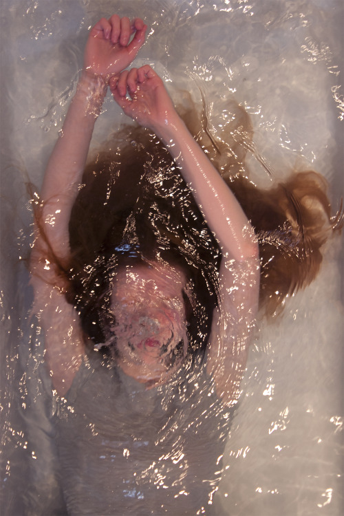 untrustyou:  Phoebe Nakry