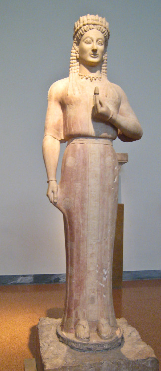 Kore (Phrasikleia) by Ariston of Paros, 550 BC