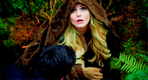 just-be-magnificent:  emma swan appreciation meme → 27/100