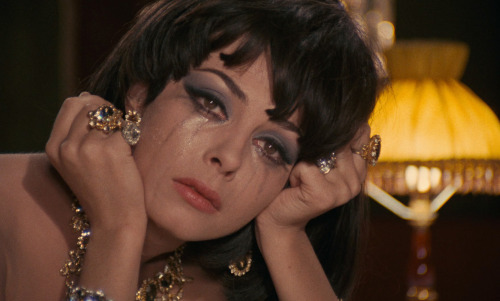  Michèle Mercier in Une veuve en or / A Golden Widow (1969) dir. by Michel Audiard.