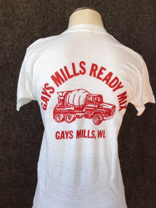 a-choice-ass:smellynerd:there are so many things going on hereWHERE can I purchase