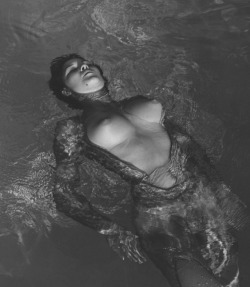 retrogirly:  Photography by Andre de Dienes,