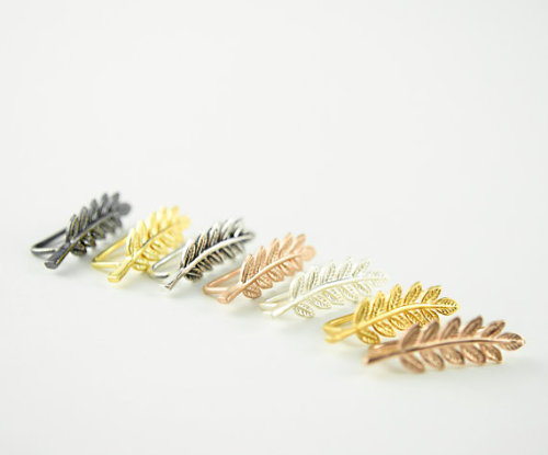 wickedclothes:Golden Leaves EarringsWear this adorable little leaf in your ear to keep a piece of na
