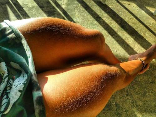 I’d love the feel of her furry thighs adult photos