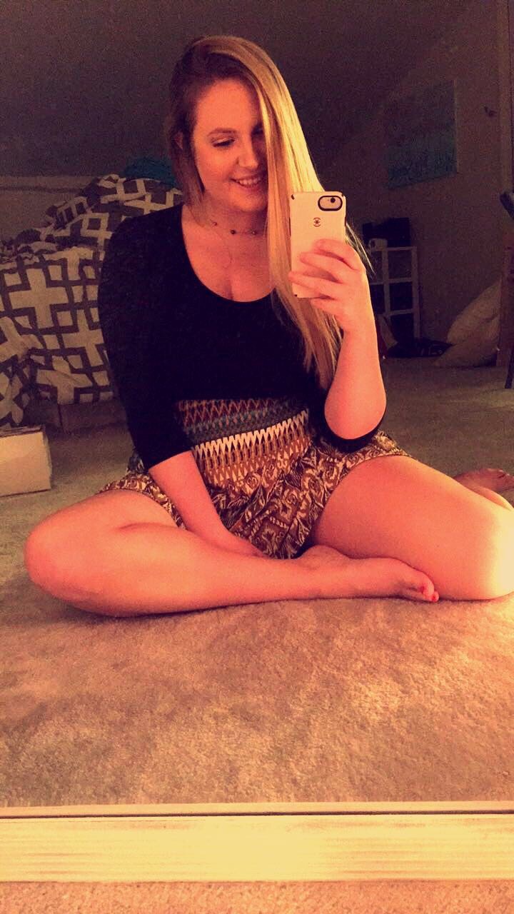 sassysouthernandsweet:  “Cause you look greatest when you feel like a damn queen.”