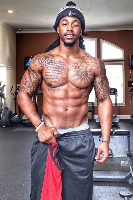 charlibal:  Handsome is ………. 