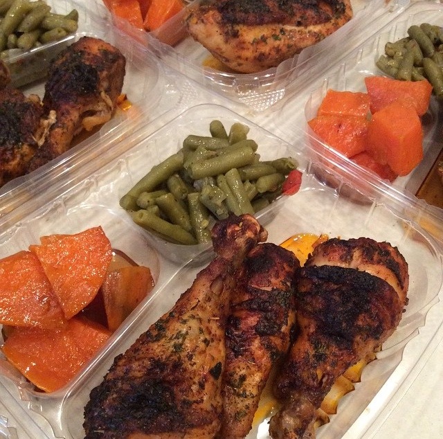 afro-arts:  Brandino’s Catering  info@brandinocatering.com // IG: brandinocatering